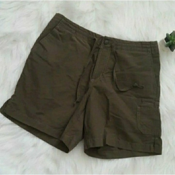 COLUMBIA SHORTS MILITARY GREEN OUTDOORS HIKING SIZE X-SMALL WOMENS X-SMALL NWOT - Picture 4 of 6